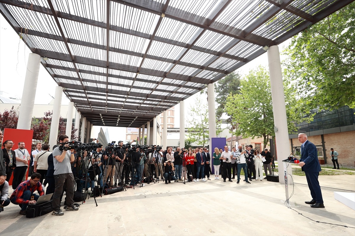 Kültür ve Turizm Bakanı Adana\'da Portakal Çiçeği Karnavalı\'na katıldı