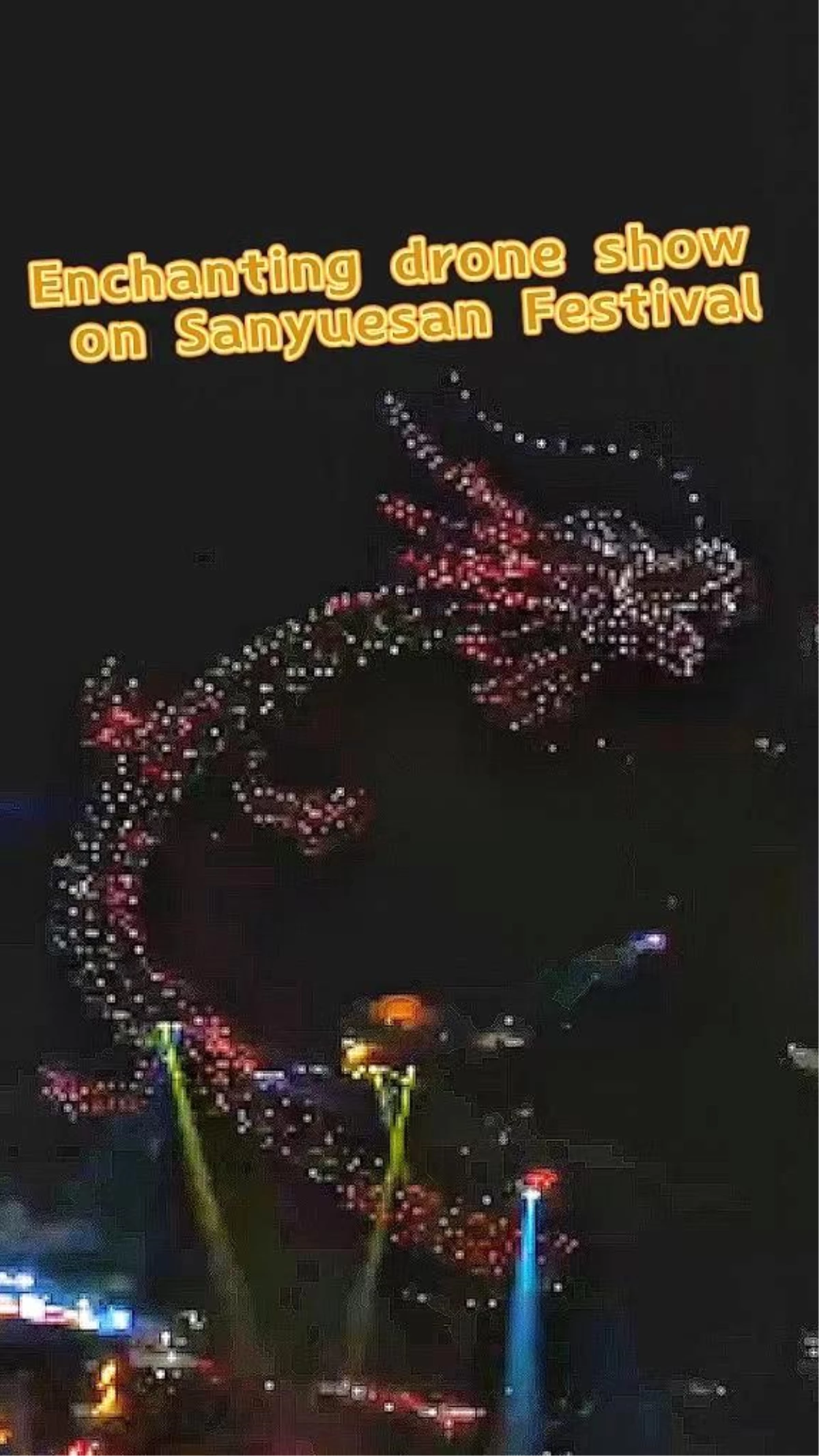 Çin\'deki Sanyuesan Festivali\'nde Dronelarla Işık Gösterisi