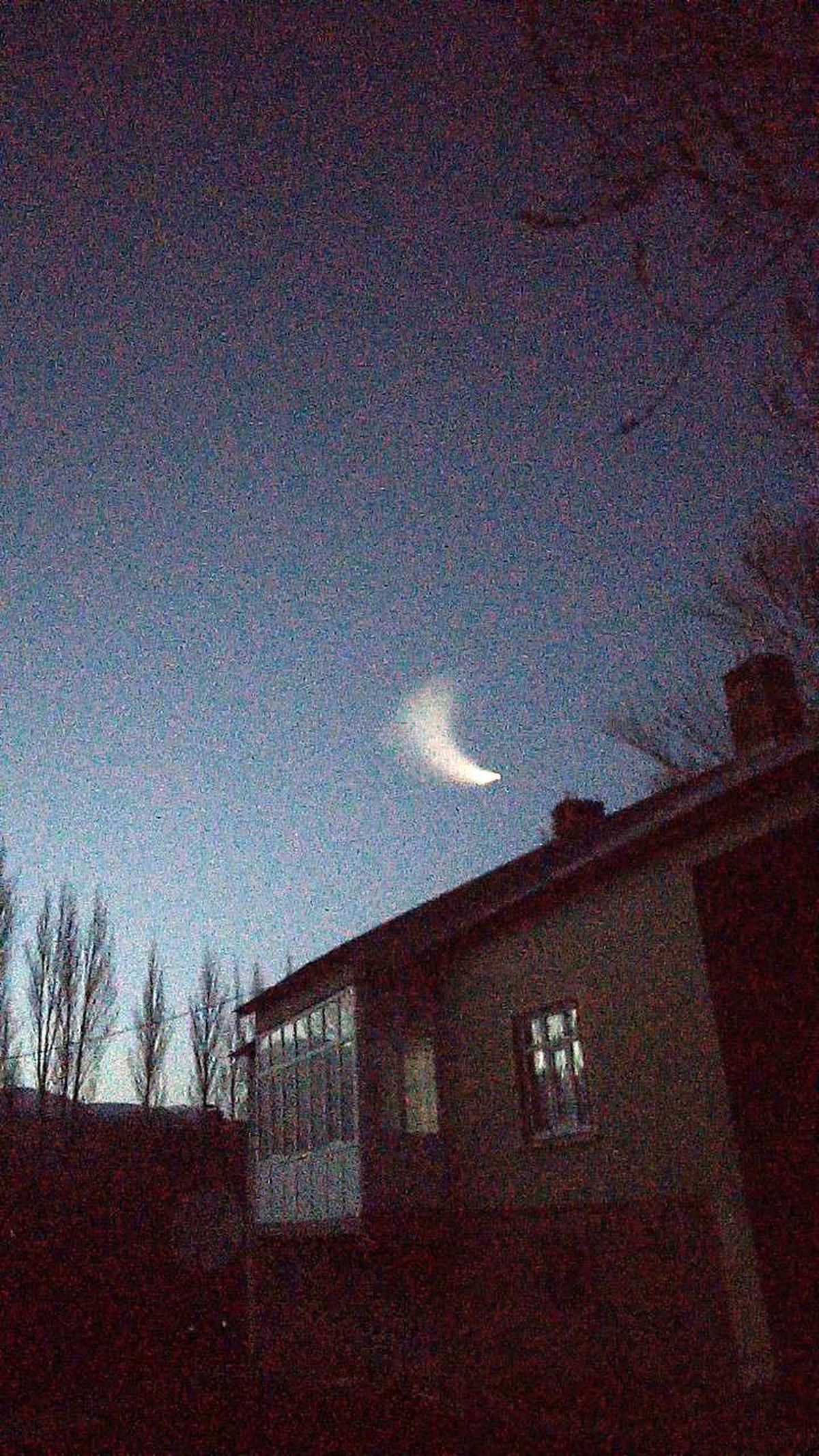 Hakkari\'nin Yüksekova ilçesinde gizemli bir ışık görüldü