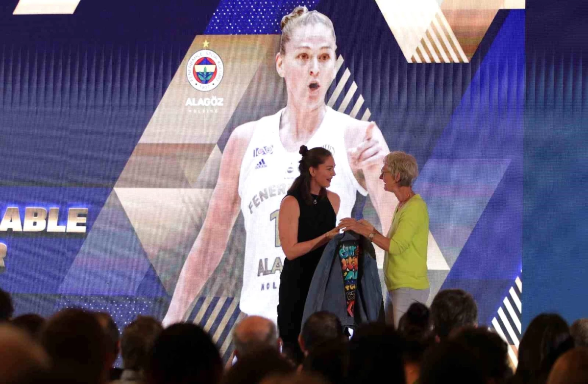 FIBA Kadınlar Euroleague\'de Emma Meesseman üst üste ikinci kez MVP seçildi