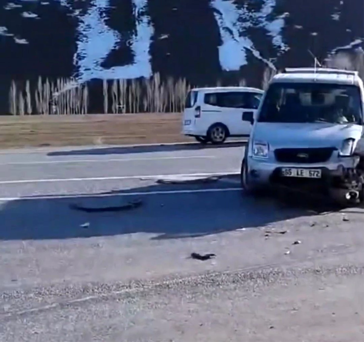 Van\'da trafik kazası: 11 kişi yaralandı