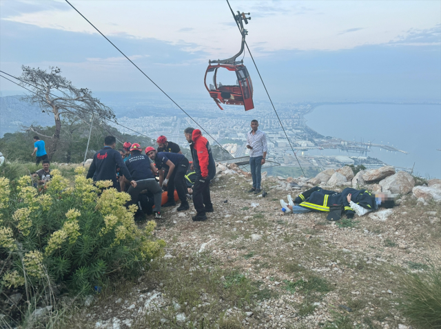 Antalya'daki teleferik kazasına ilişkin Kepez Belediye Başkanı Mesut Kocagöz ve 4 kişi tutuklandı