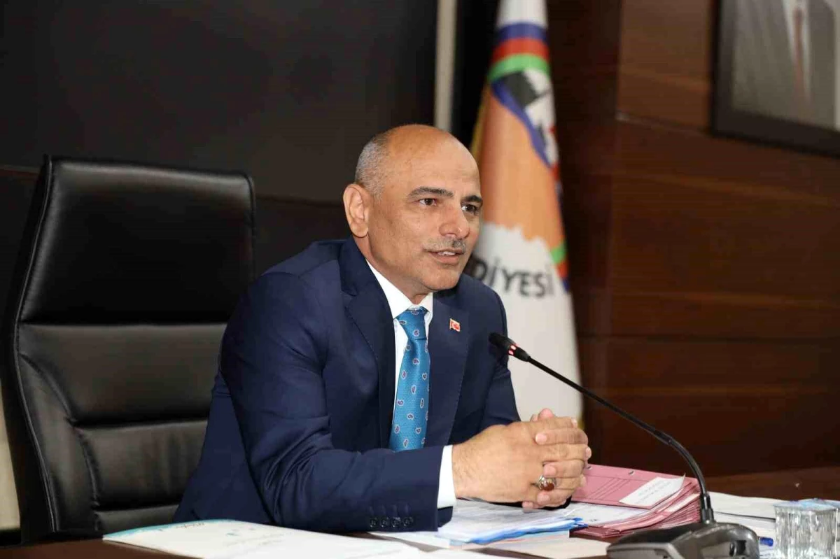 Körfez Belediye Başkanı Şener Söğüt, Meclis Üyelerine İstifade Etme Çağrısı Yaptı