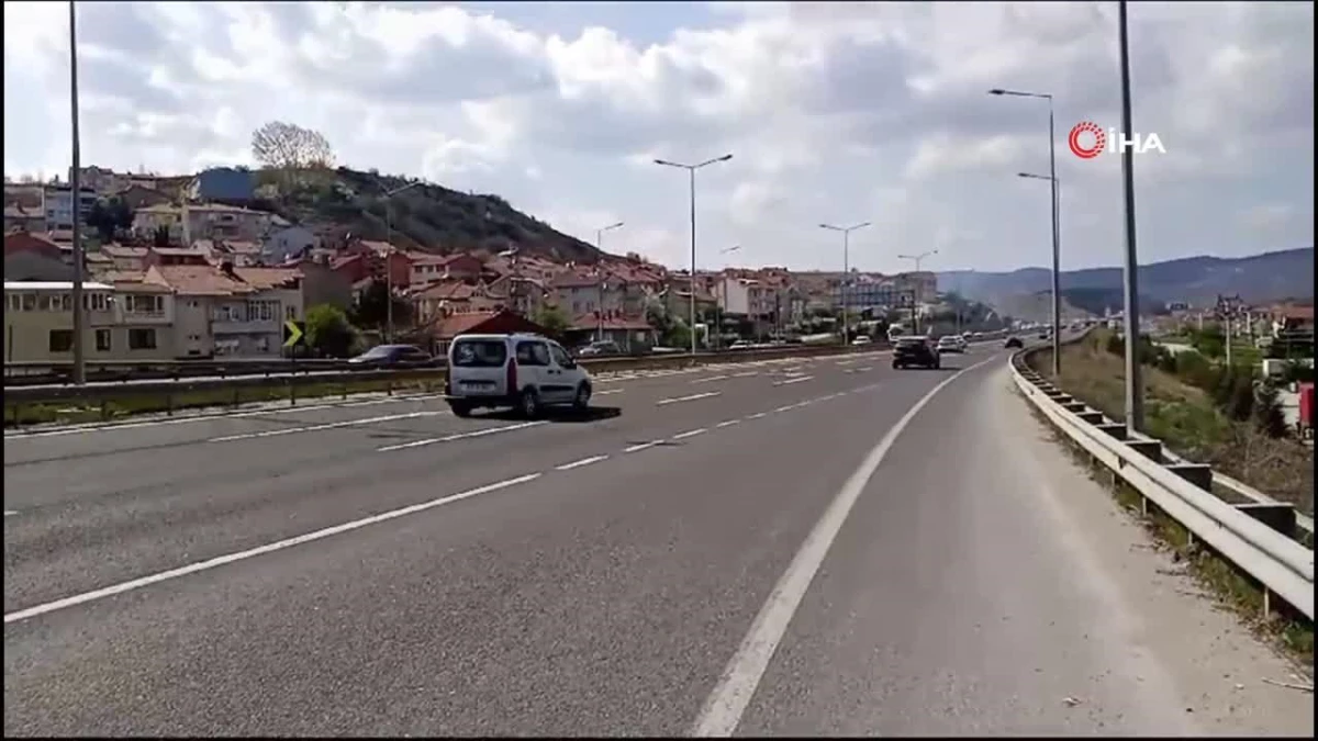 Bilecik çevreyolunda yoğun trafiğe rağmen aksaklık yaşanmadı