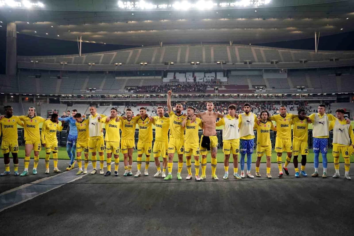 Fenerbahçe, Fatih Karagümrük\'ü mağlup ederek rekor kırdı