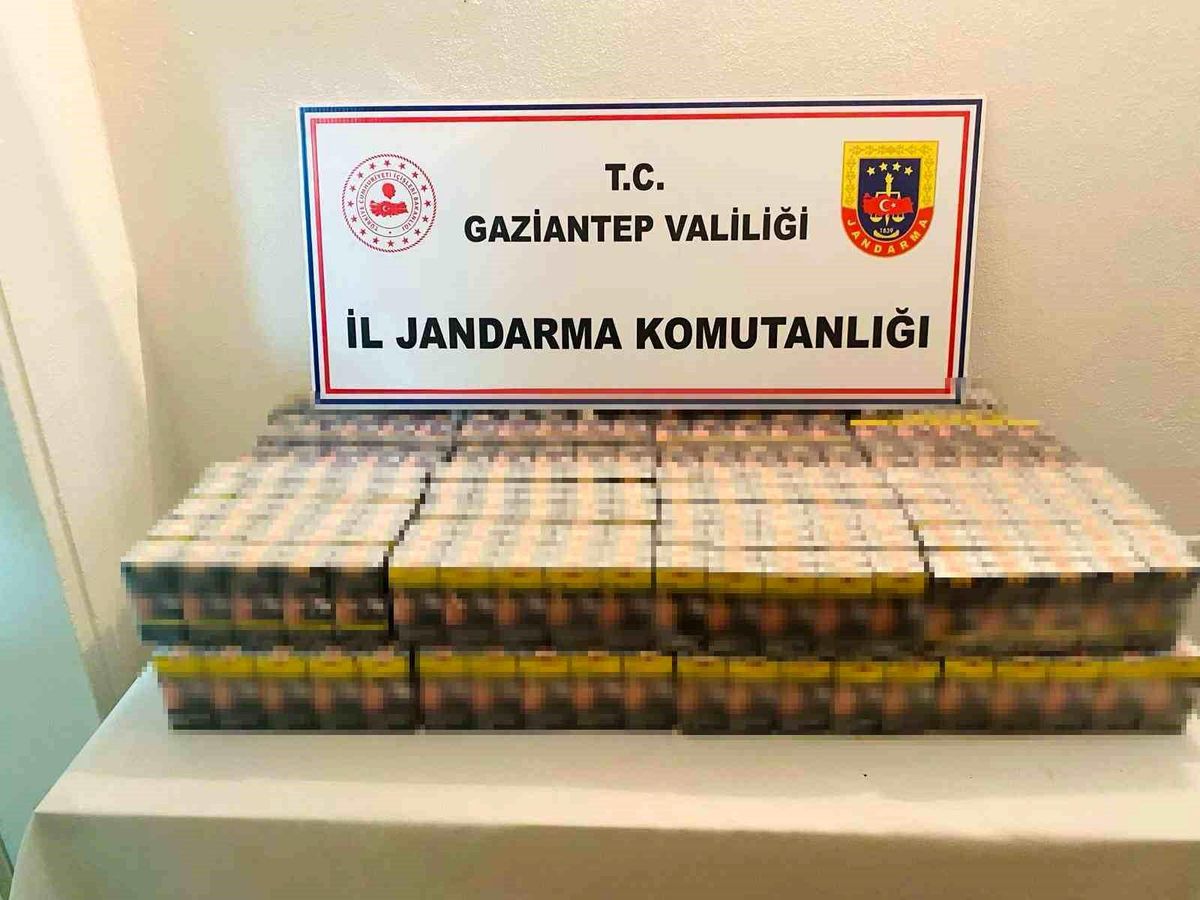 Gaziantep\'te Kaçakçılık Operasyonunda 1 Milyon 550 Bin TL Değerinde Sigara ve Çay Ele Geçirildi