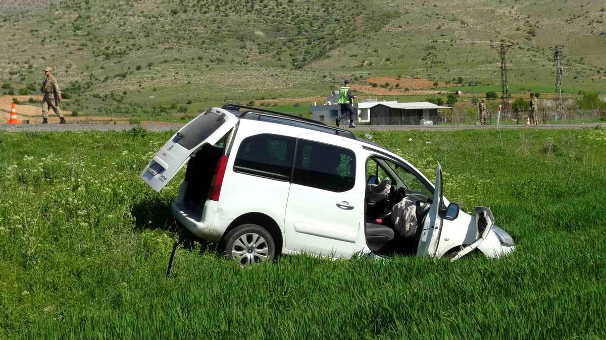 Batman\'ın Gercüş ilçesinde zincirleme trafik kazası: 1\'i ağır, 6 kişi yaralandı