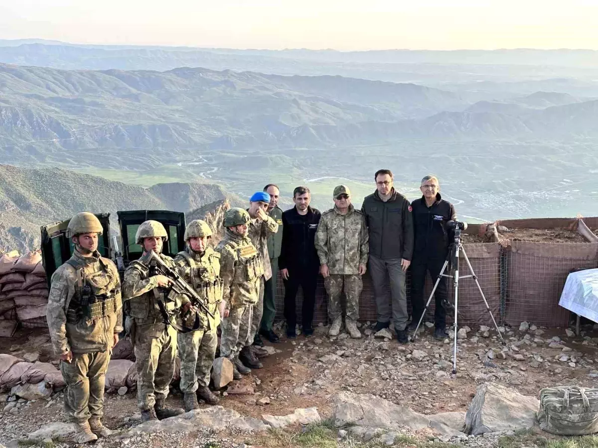 2. Ordu Komutanı ve Baykar Yönetim Kurulu Başkanı Mehmetçikleri ziyaret etti