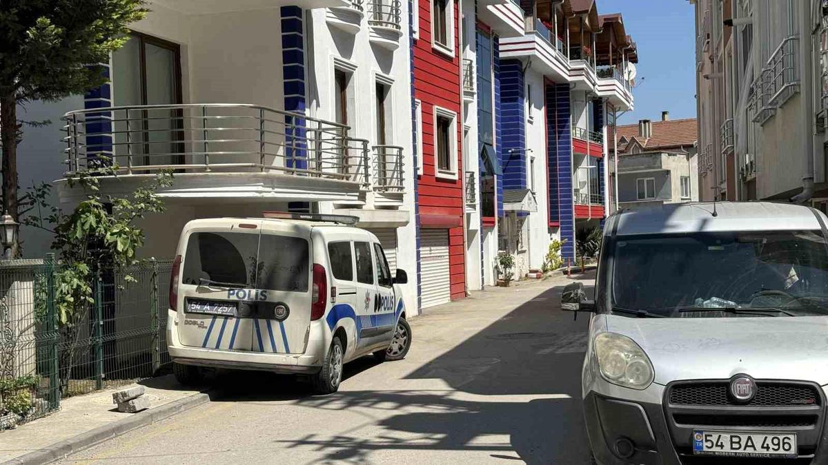 Adapazarı\'nda Özel Gereksinimli Adam Pasaj İçinde Ölü Bulundu