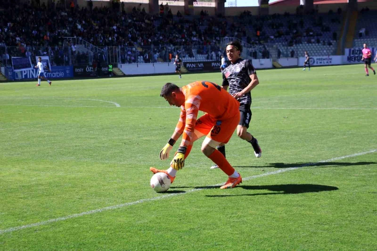 Afyonspor, Ankara Demirspor\'u 3-0 mağlup etti