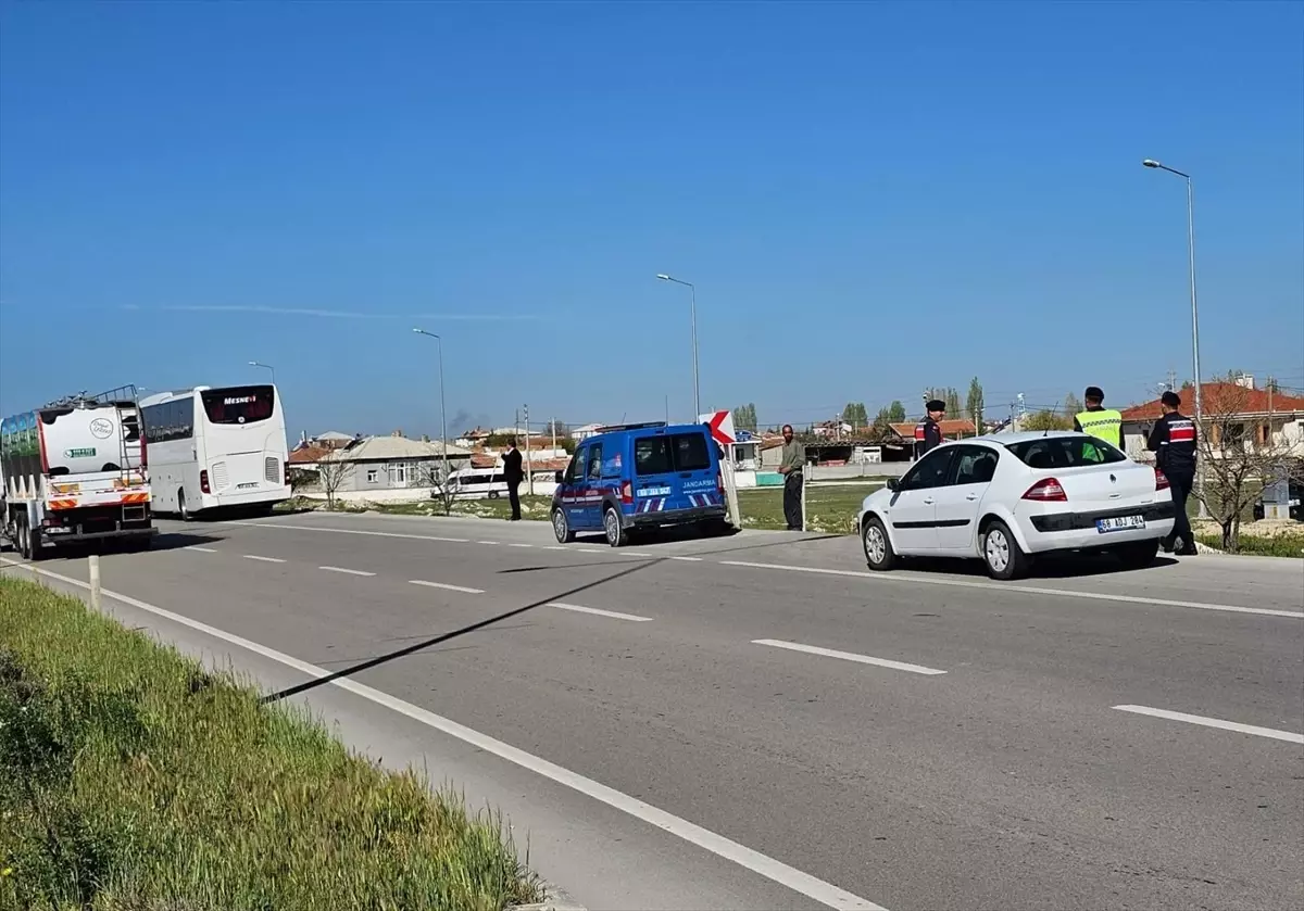 Aksaray\'da otobüs çarpması sonucu 6 yaşındaki çocuk hayatını kaybetti