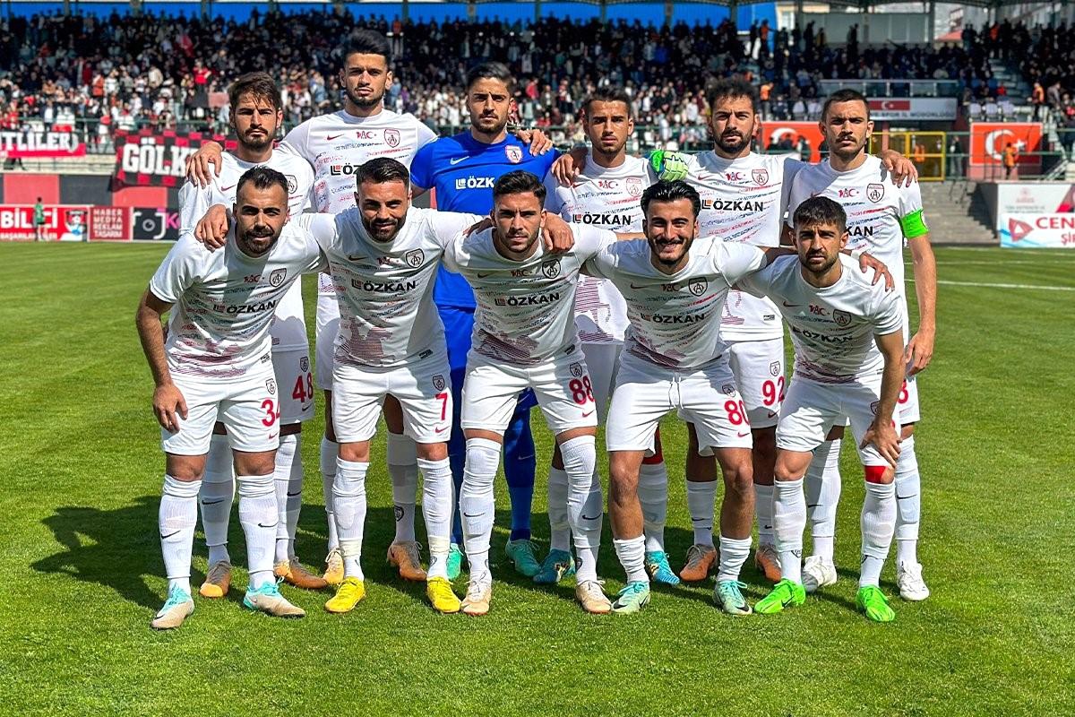 Altınordu, Van Spor\'a mağlup olarak kümede kalmayı garantileme şansını kaçırdı