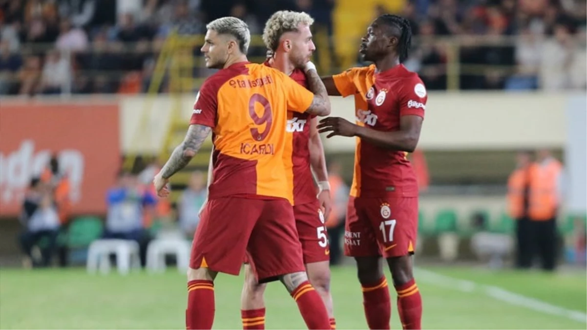 Aslan ikinci yarıda açıldı! Galatasaray, Alanyaspor\'u deplasmanda 4-0 yendi