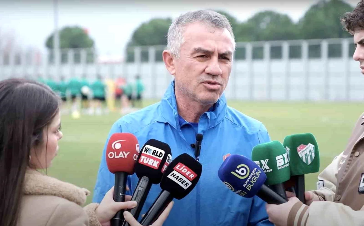 Bursaspor, Teknik Direktör Ümit Şengül ile yollarını ayırdı