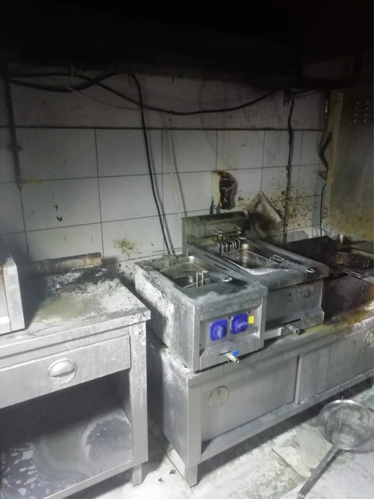 Burdur\'da üniversite yurdunda çıkan yangın söndürüldü