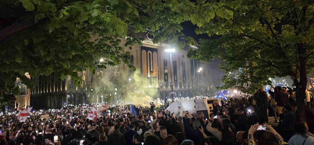 Gürcistan\'da Yabancı Etkinin Şeffaflığı Yasası Protestoları Devam Ediyor