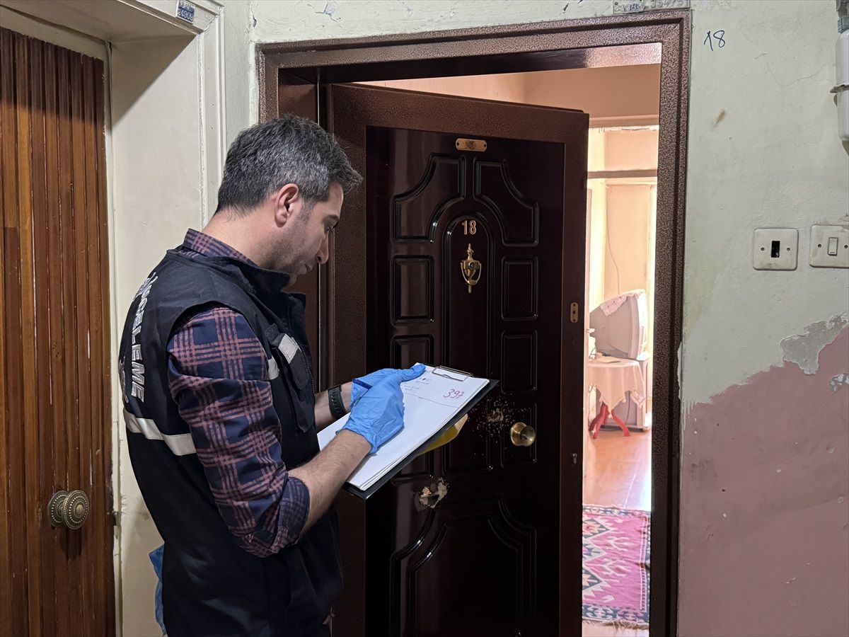 Kahramanmaraş\'ta silahlı saldırı sonucu evde hasar oluştu