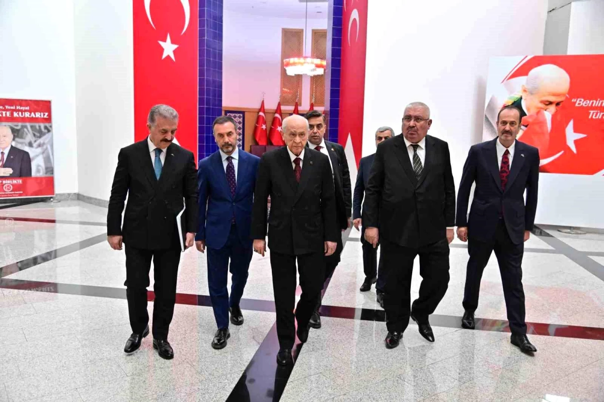 MHP\'nin yeni Başkanlık Divanı belirlendi