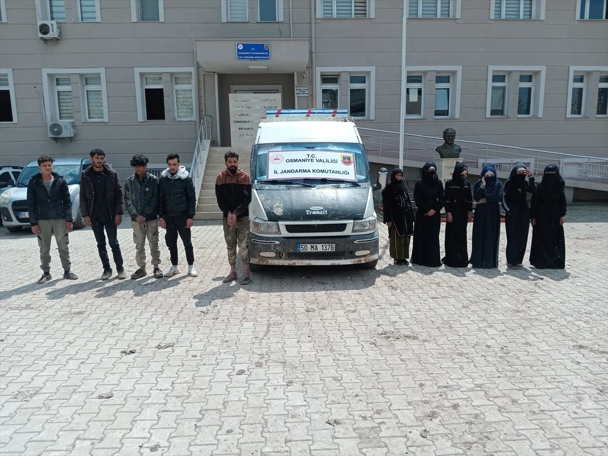 Osmaniye\'de 10 Suriyeli yakalandı, 1 kişi gözaltına alındı