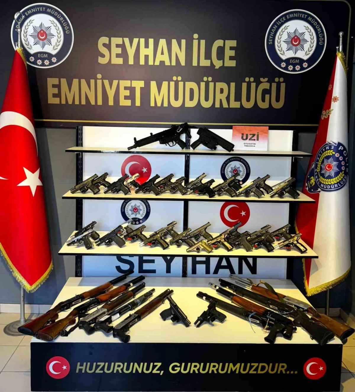 Adana\'da yapılan uygulamalarda çok sayıda ruhsatsız silah ele geçirildi