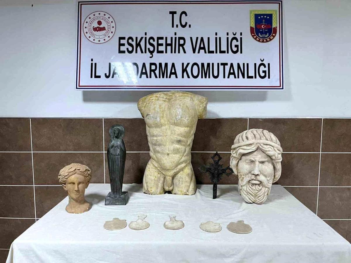 Eskişehir\'de Tarihi Eser Kaçakçısı Yakalandı