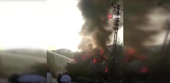 Karabük'te alevlere teslim olan müstakil ev tamamen yandı