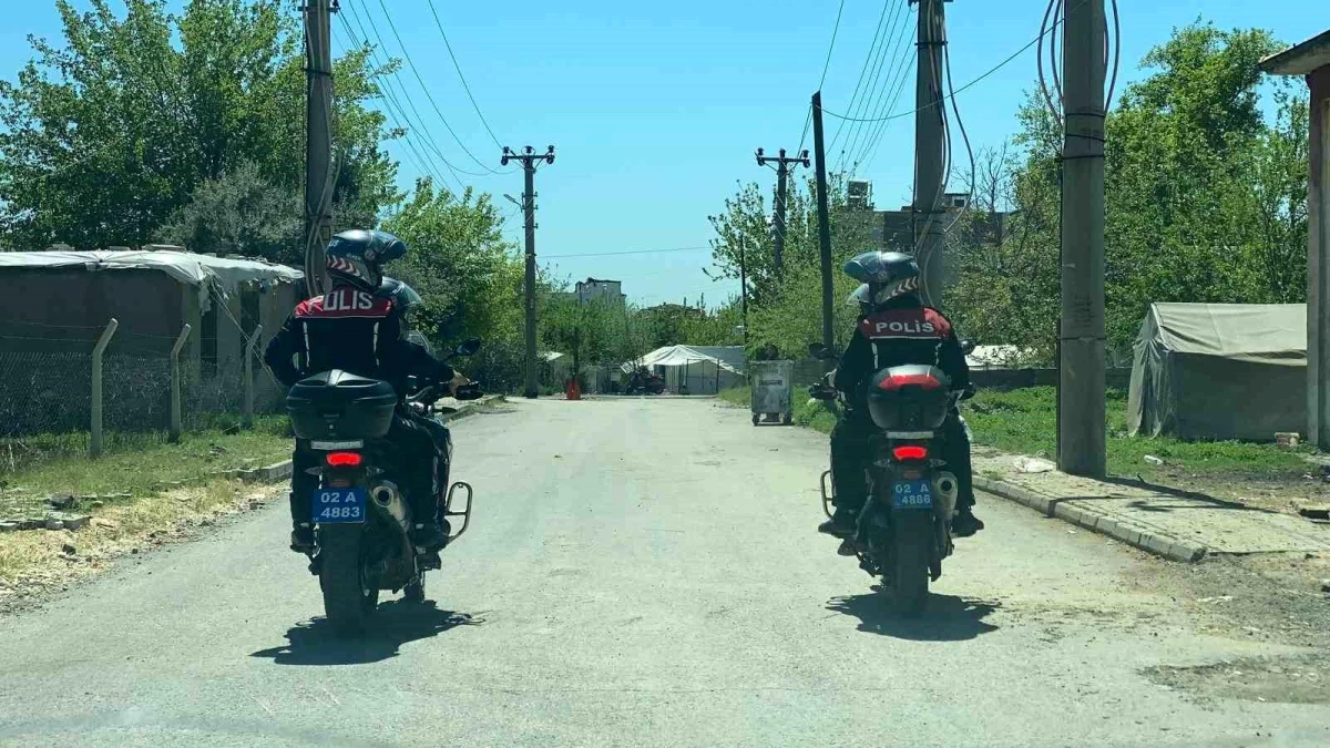 Adıyaman\'da Aranan Şahıs Polis Ekiplerini Harekete Geçirdi