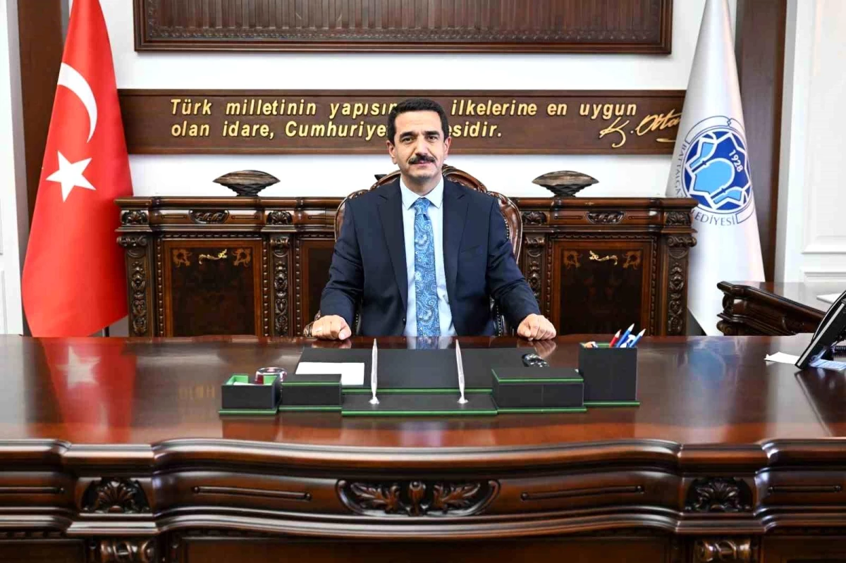 Battalgazi Belediye Başkanı Bayram Taşkın, Turgut Özal ve Hamit Fendoğlu\'nu anma mesajı yayımladı