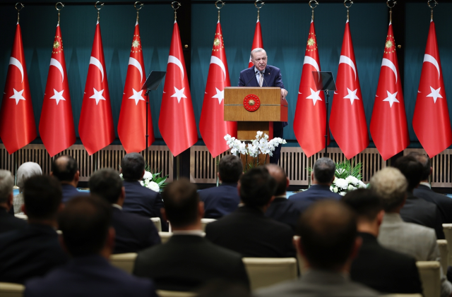 Erdoğan: İsrail'e ses çıkarmayanlar İran'ı kınama yarışına girdi, gerilimin tek müsebbibi Netanyahu yönetimidir