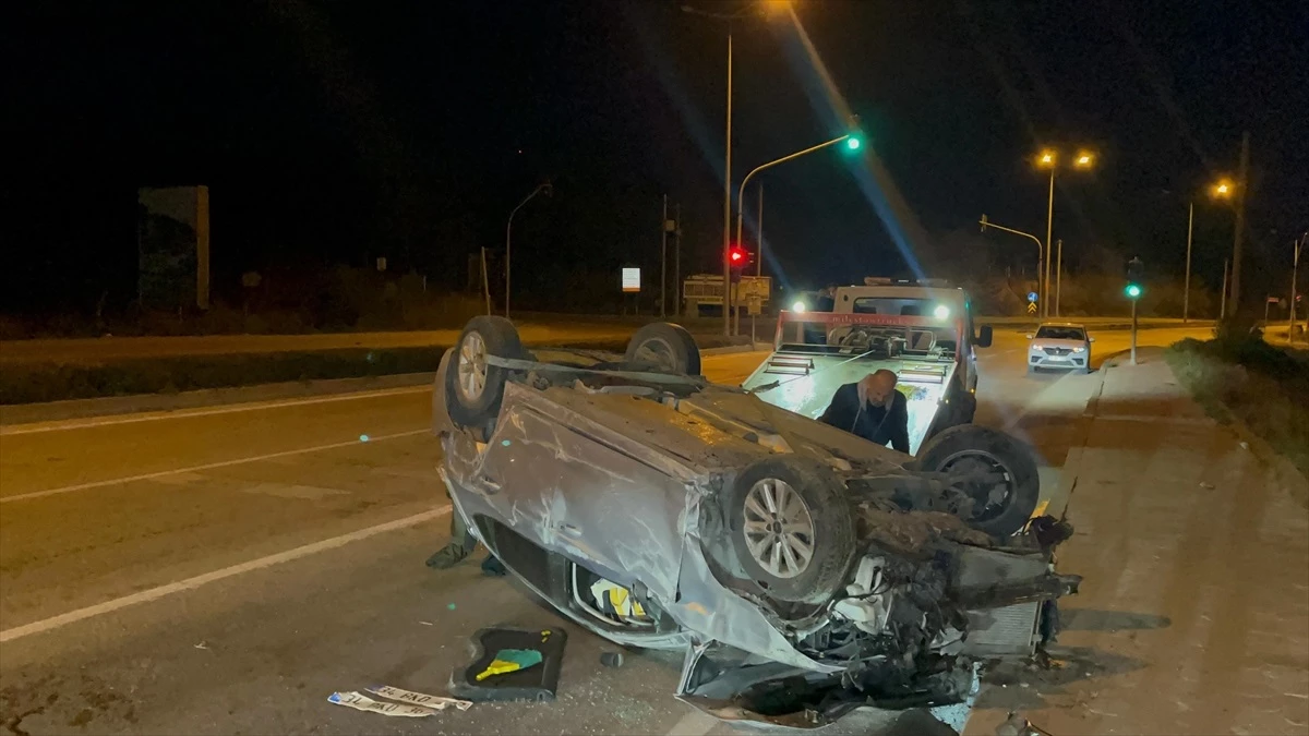 Eskişehir\'de kaza: Otomobil devrildi, sürücü yaralandı