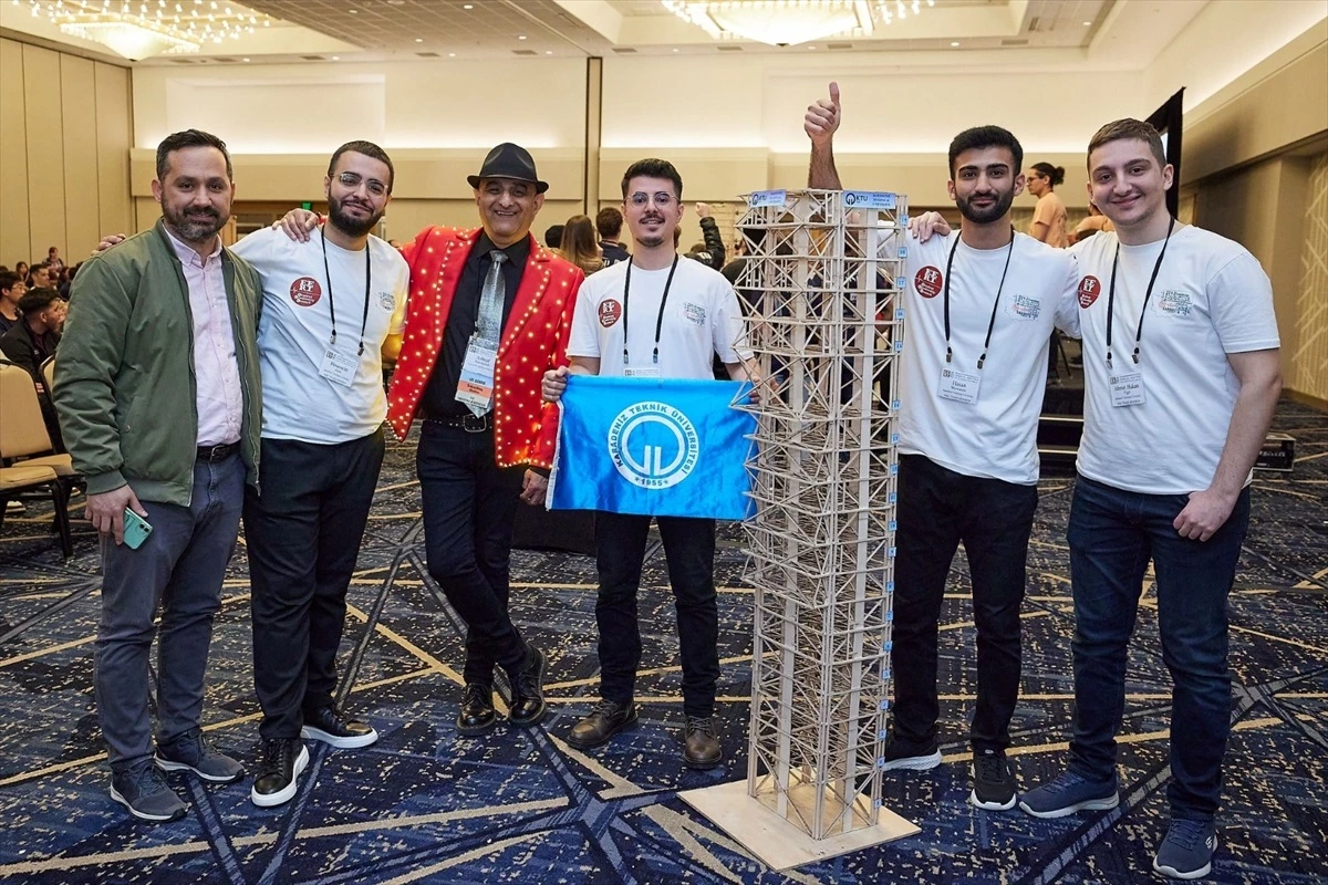 KTÜ Öğrencileri ABD\'de Sismik Tasarım Yarışması\'nda Mansiyon Ödülü Kazandı