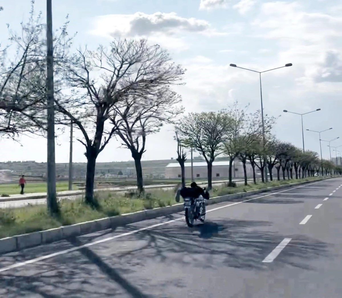 Mardin\'de Tehlikeli Motosiklet Sürüşü