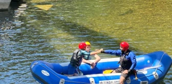 Muğla'nın Dalaman ilçesinde rafting sporunun geliştirilmesi için düzenlenen kampa 30 sporcu katılıyor