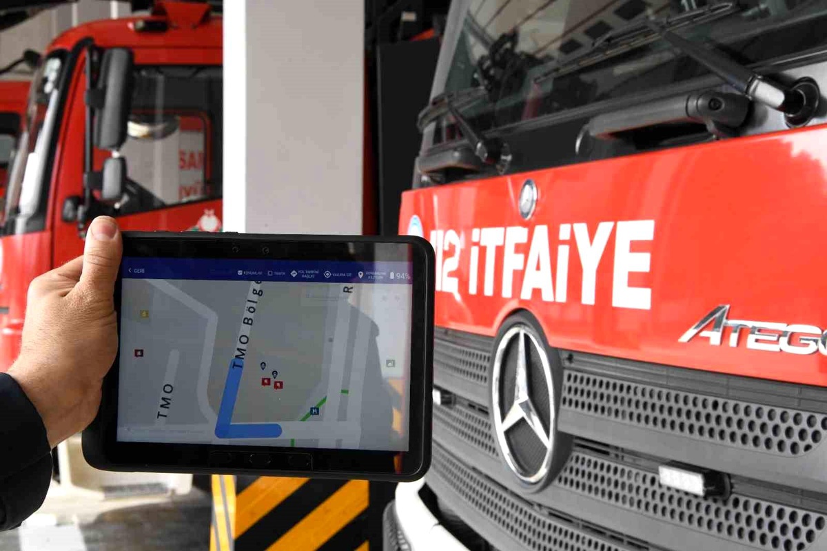 Samsun Büyükşehir Belediyesi İtfaiye Dairesi\'ne 25 adet tablet temin edildi