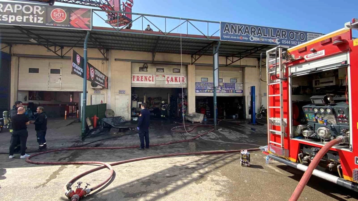 Gölcük\'te Sanayi Sitesinde Çıkan Yangın Kontrol Altına Alındı