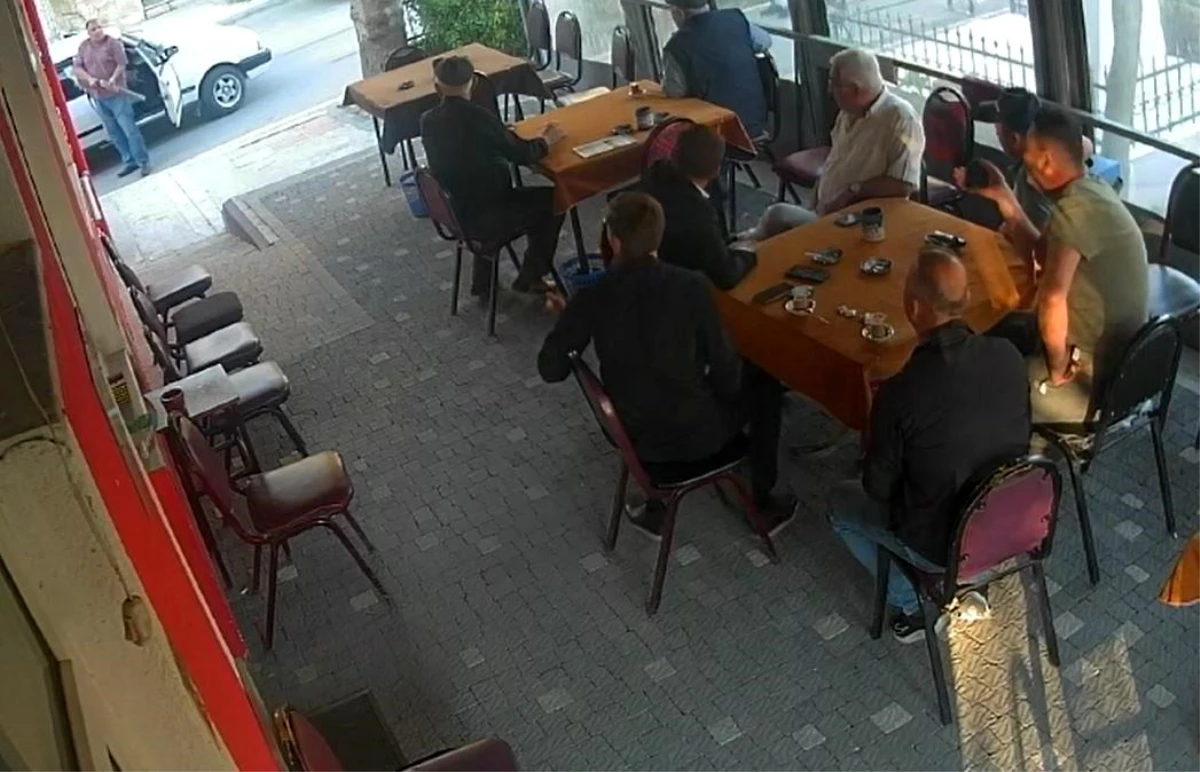 Silivri\'de Kahvehaneye Saldırı: Güvenlik Kamerasına Yansıdı