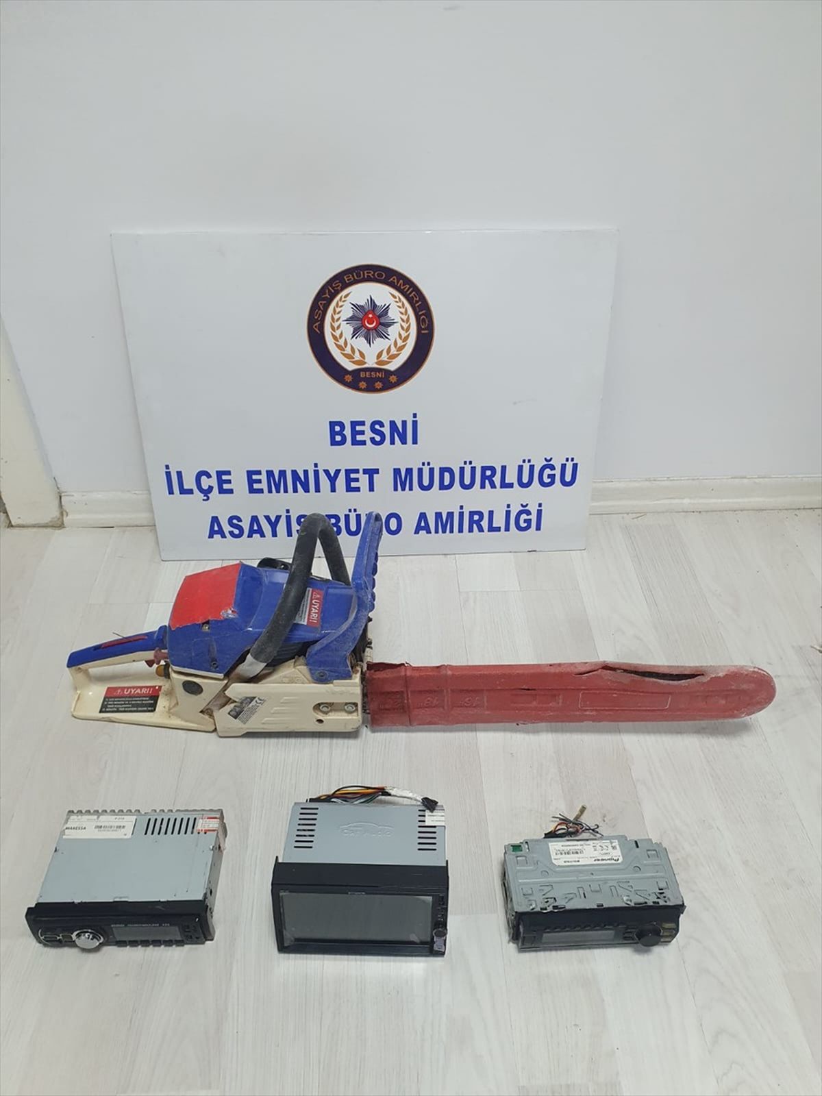 Adıyaman\'ın Besni ilçesinde hırsızlık operasyonunda 2 şüpheli yakalandı