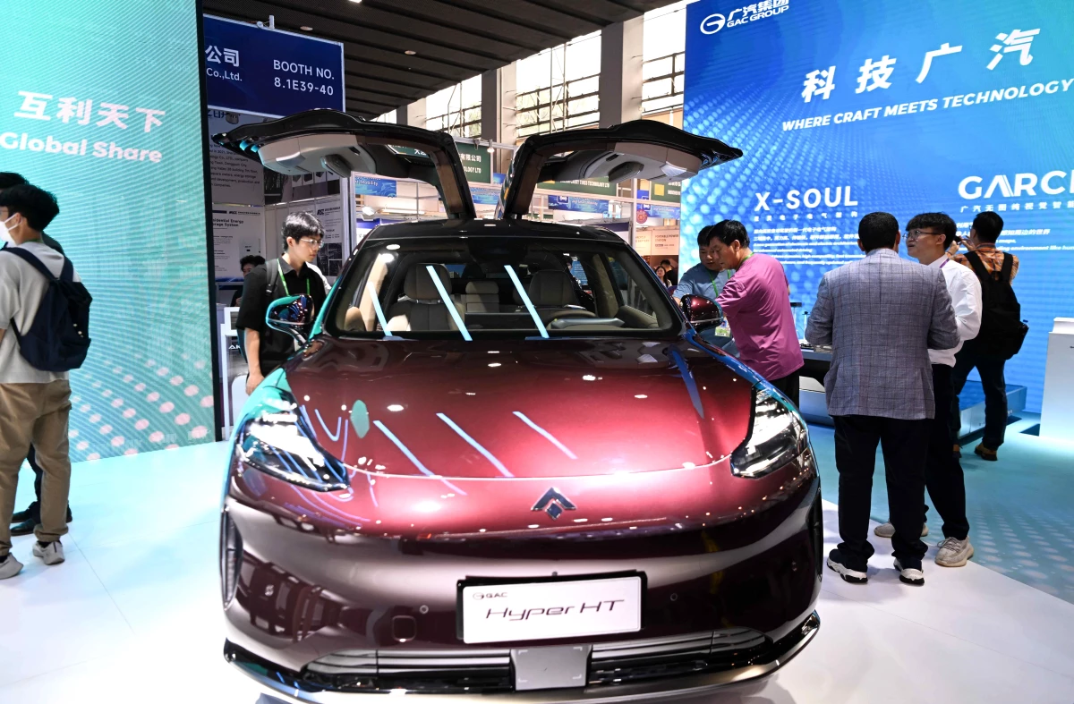 Çin İthalat ve İhracat Fuarı\'nda Yeni Enerjili Araçlar Sergileniyor