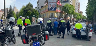 Eskişehir'de Araç Girişinin Yasak Olduğu Cadde Denetlendi