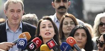 Kobani Davası: Siyasi Parti Temsilcileri ve Vatandaşlar Duruşmayı Takip Etmek İçin Toplandı