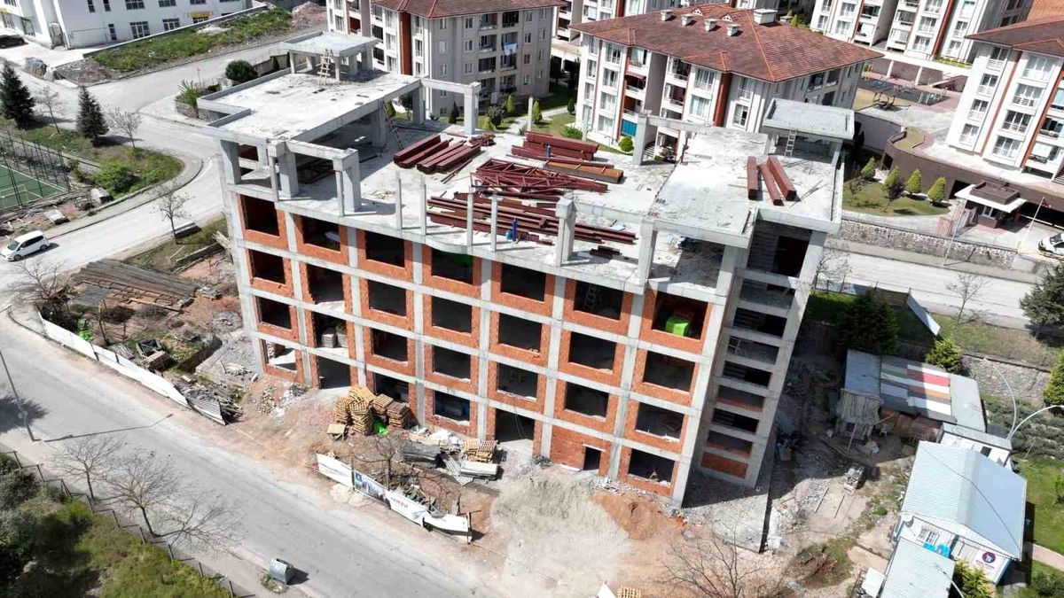 Derince Sopalı Mahallesinde Cemevi İnşası Hızla Devam Ediyor