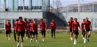 Sivasspor'un kalecisi Nikolic: Zorlu bir rakibe karşı oynayacağız