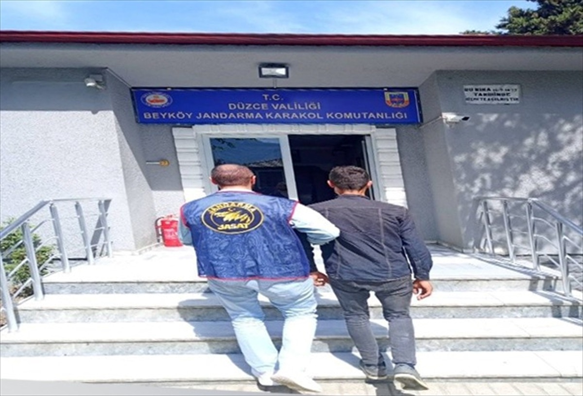 Düzce\'de hapis cezası bulunan zanlı cezaevine gönderildi