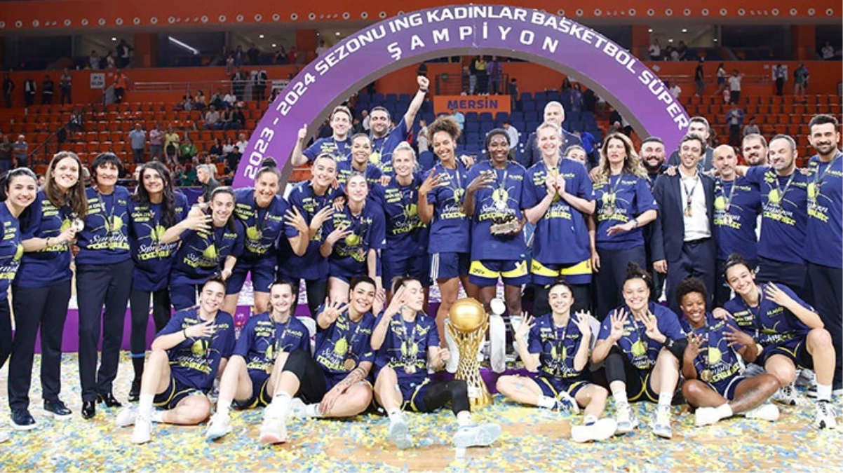 Fenerbahçe Alagöz Holding, Basketbol Süper Ligi\'nde namağlup şampiyon oldu