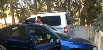 Bucak'ta Araba Kazası: Yabancı Uyruklu Şahıs Duvara Çarptı