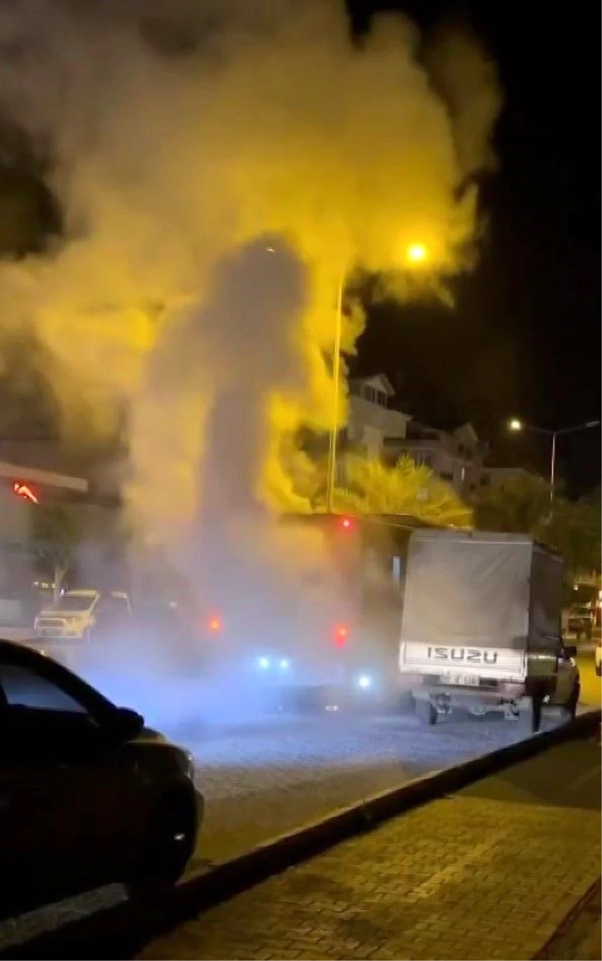 Alanya\'da Halk Otobüsünde Yangın Çıktı