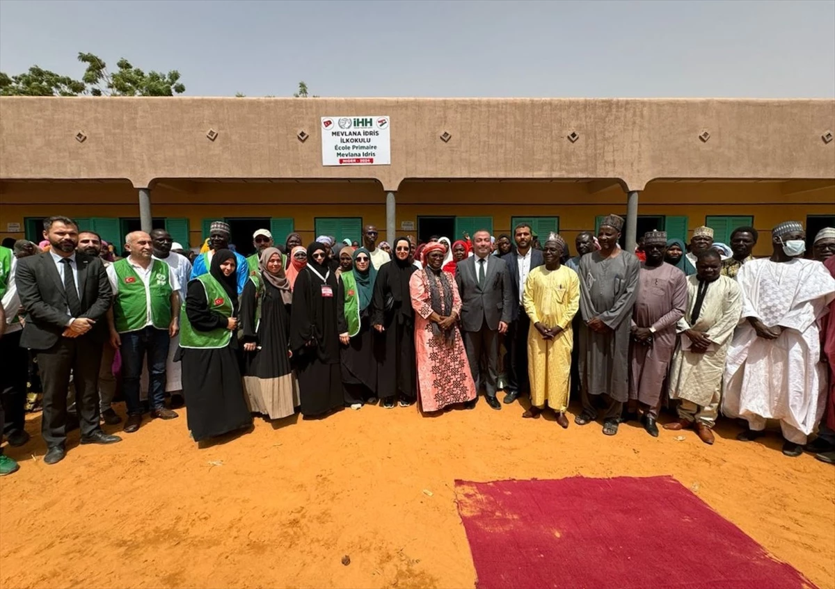 İHH, Nijer\'de Mevlana İdris İlkokulu\'nun açılışını gerçekleştirdi