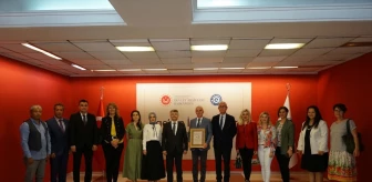 Ege'nin İncisi İzmir Cumhuriyet'in Yansımaları Sergisi Açıldı