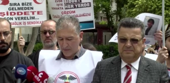 İzmir Sağlık Platformu, '17 Nisan Sağlıkta Şiddetle Mücadele Günü' Dolayısıyla Basın Açıklaması Yaptı