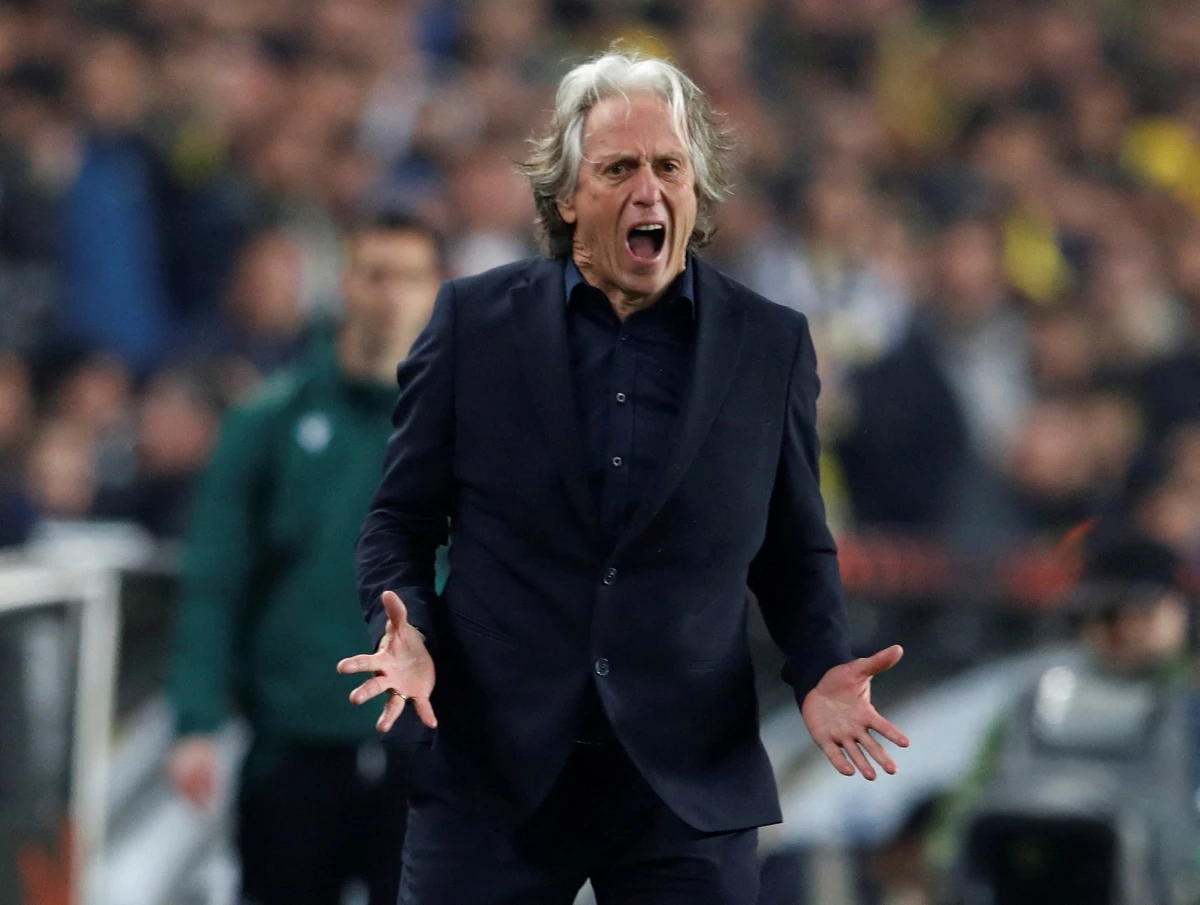 Jorge Jesus\'un çalıştırdığı Al-Hilal\'in tarihi galibiyet serisi son buldu